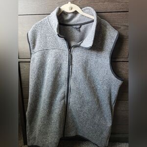 Eddie Bauer Men's Charcoal Gray Vest (2XL)